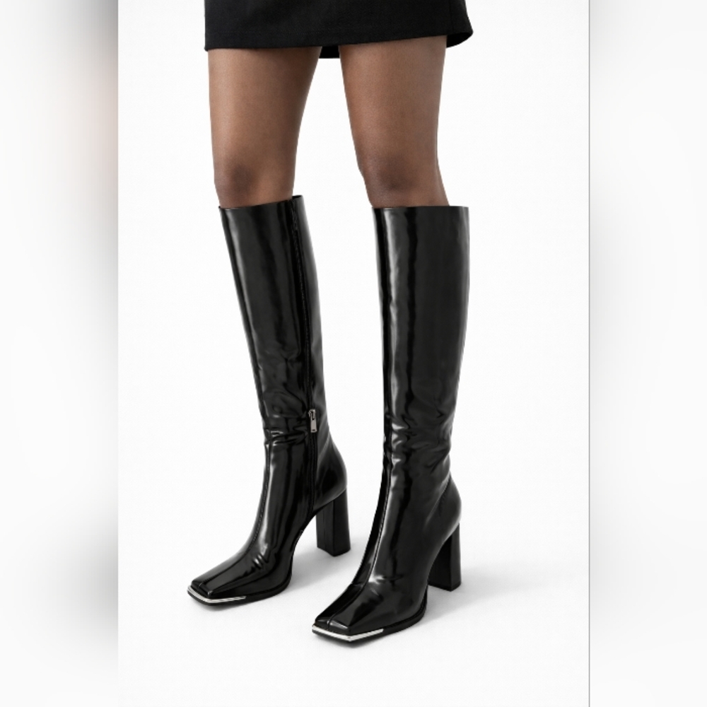 Elegant Black Patent Leather Knee-High Go-Go Boots